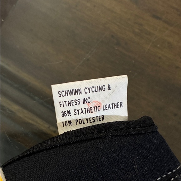 Schwinn Multicolor Moto Gloves - Picture 3 of 4